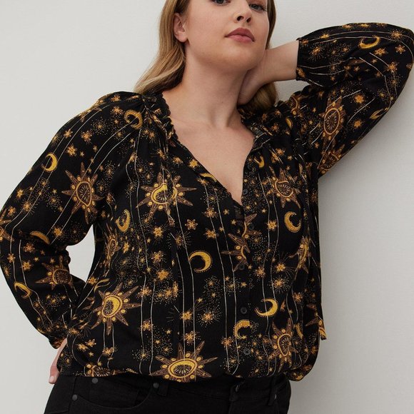 torrid Tops - Torrid Peasant Blouse size 4 Celestial Print Crinkle Gauze with Lurex bohemian